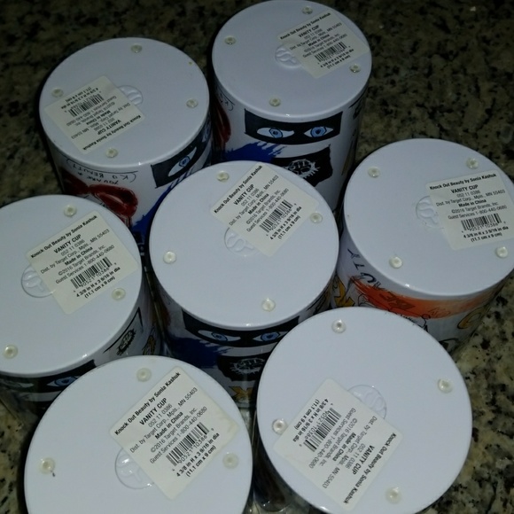 Limited Edition Sonia Kashuk Vanity Cups - Picture 6 of 6